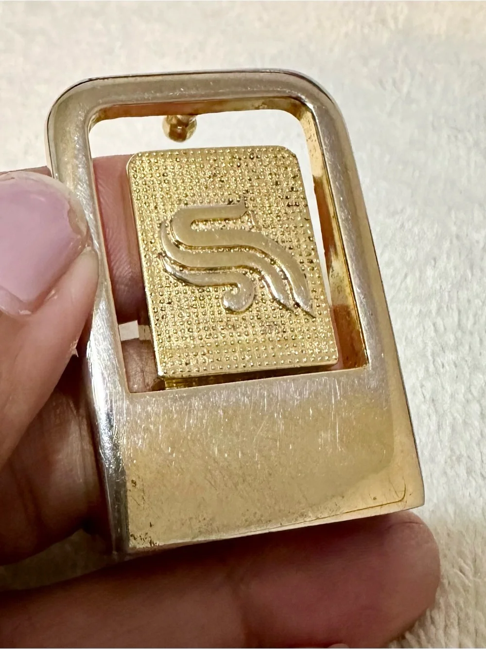 Vintage Gold S Logo 1